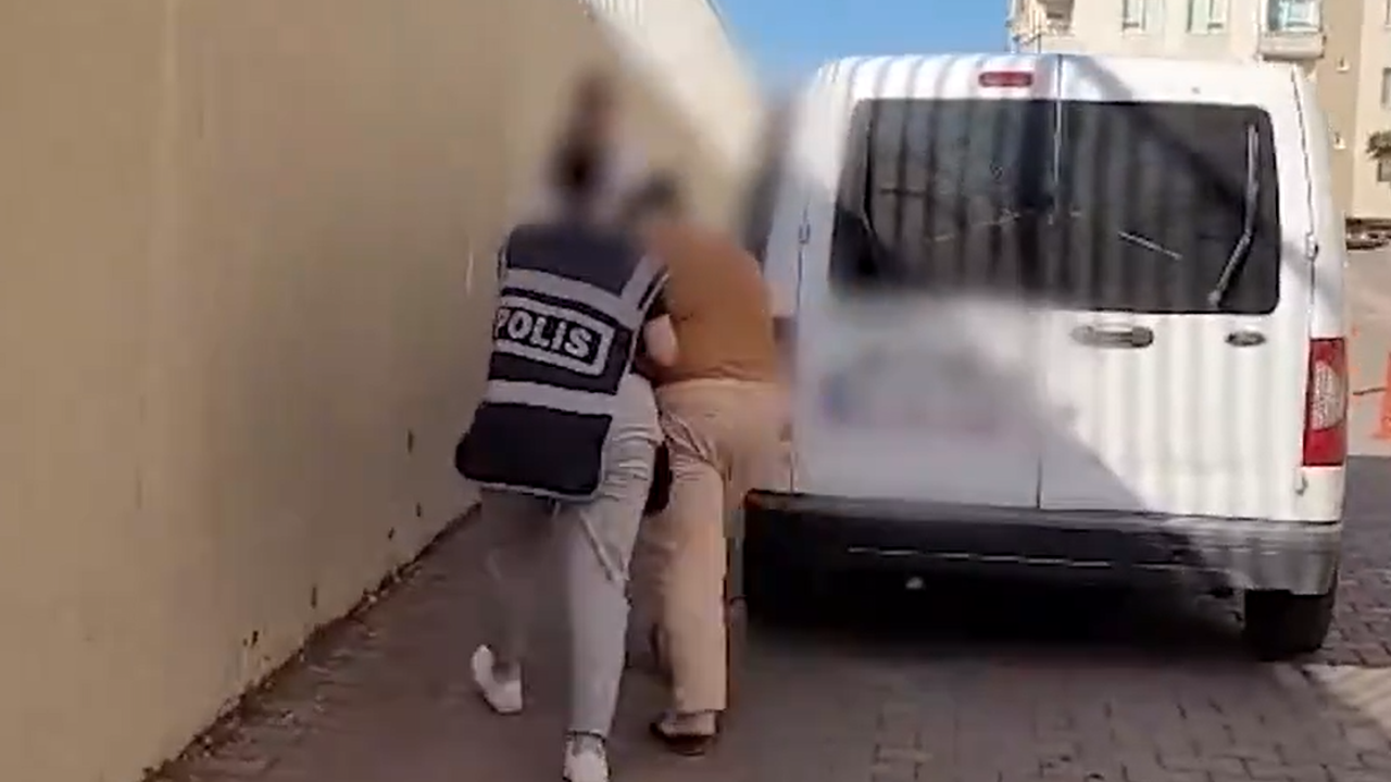 Kayseri’de Uyuşturucu Taciri Kadın Yakalandı
