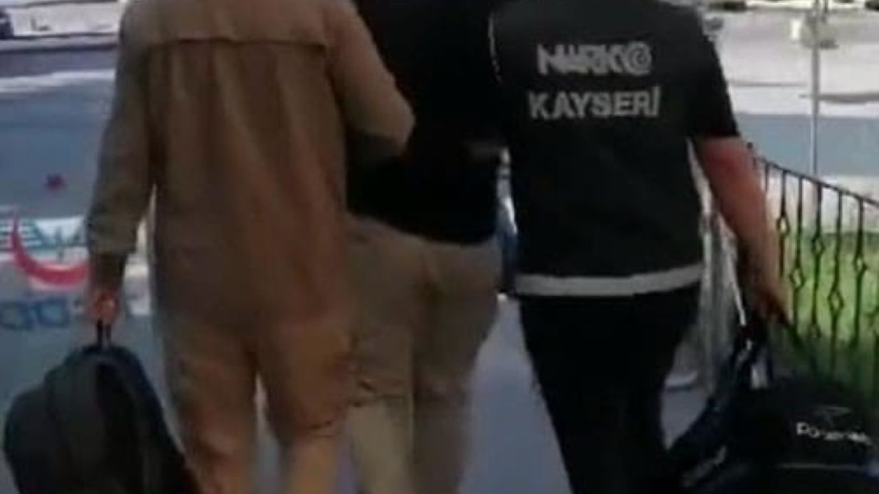 Kayseri’de Otogar ve Tren İstasyonunda Hareketli Dakikalar!