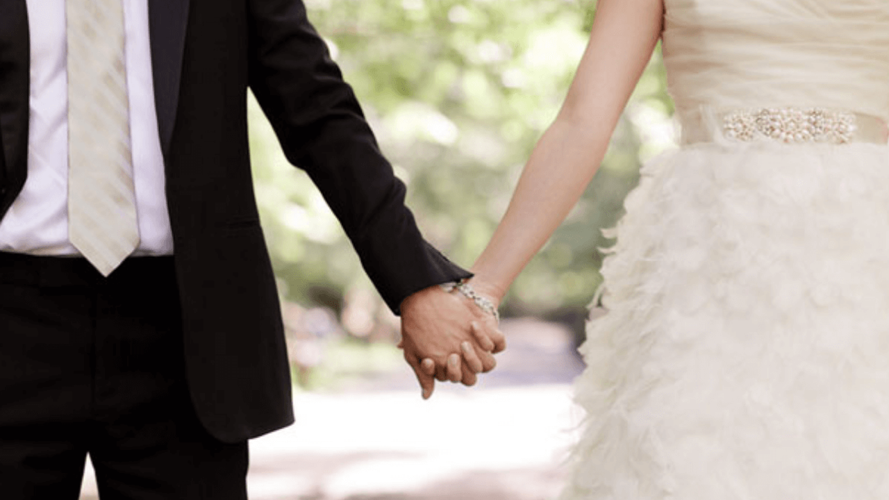 Damadın Ayakları Kırıldı! Nikah Bakın Nerde Kıyıldı!
