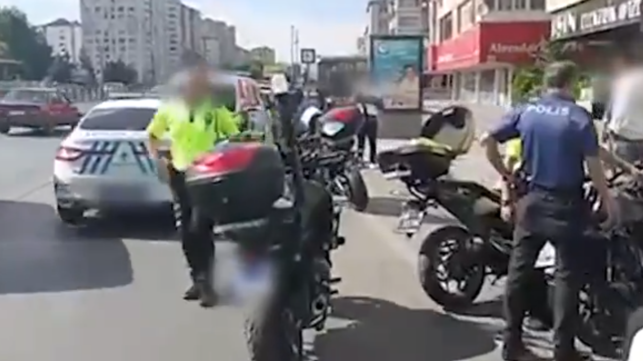 Kayseri’de Polisten Kaçan Plakasız Sürücü, Suç Makinesi Çıktı!