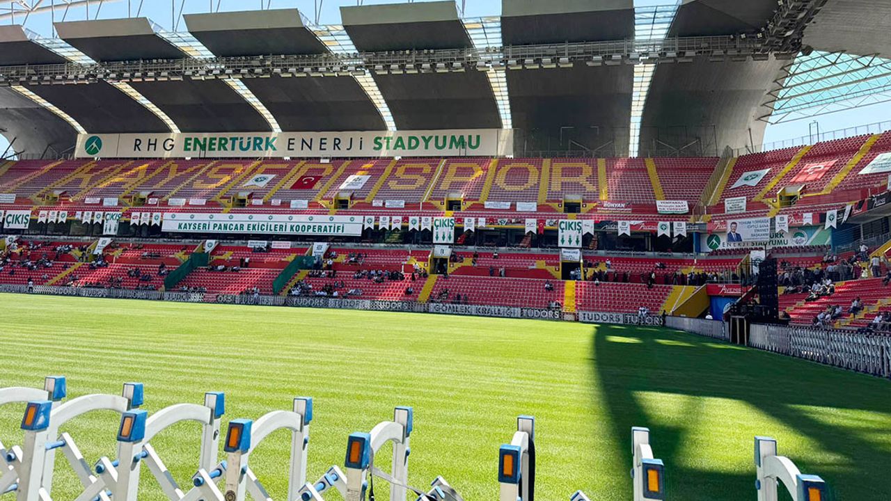 Kayseri Şeker Genel Kurulu’nda Hüseyin Akay’a Büyük Şok!