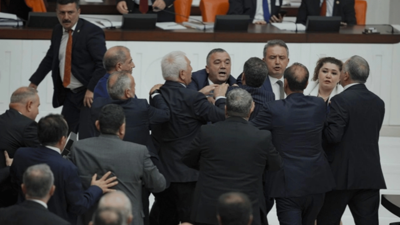 MHP’li Vekilden Üzen Haber! Beyninde Tümör Olduğu Öğrenildi