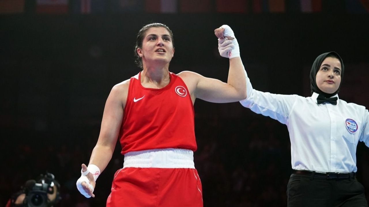 Busenaz Sürmeli Çeyrek Finalde!
