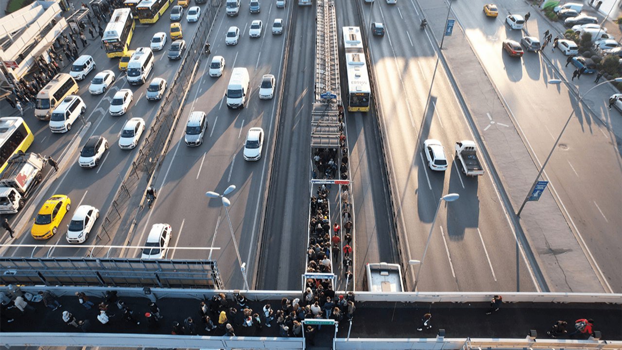 Trafikte Kural Değişti! Araç Sahiplerinin Artık Haberi Bile Olmayacak!