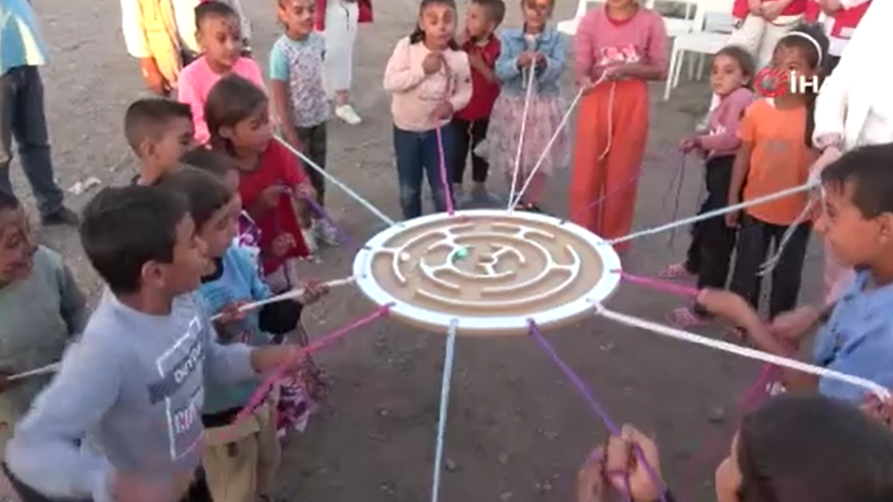 Tarım İşçileri Çalıştı! Çocukları Unutulmadı