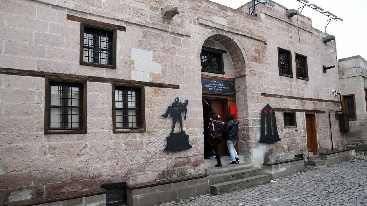 Kayseri'de Değerli Binlerce Eser!