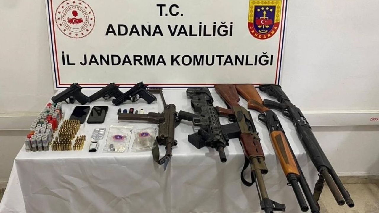 Silah Kaçakcısına Baskın! Çok Sayıda Mühimmat Yakalandı