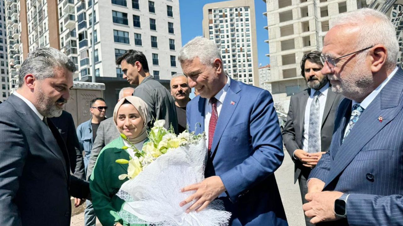 Bakan’dan Ak Parti ve MHP’ye Ziyaret!