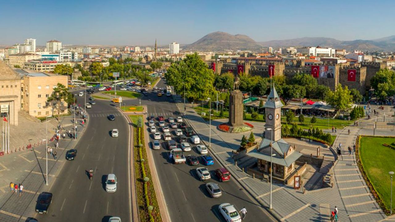 Kayseri’de Motorlu Araç Sayısında Rekor Artış!