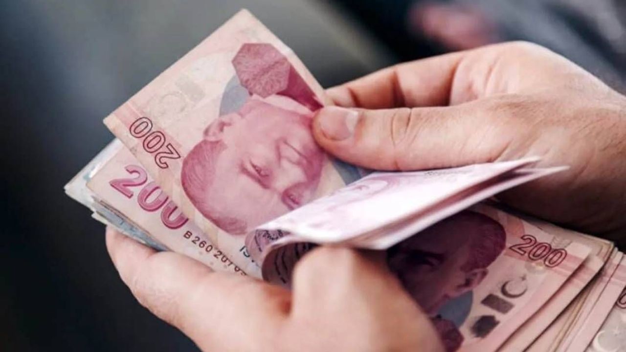 Çalışanları bile şaşırtan rakam! Ocak ayındaki asgari ücret belli oldu