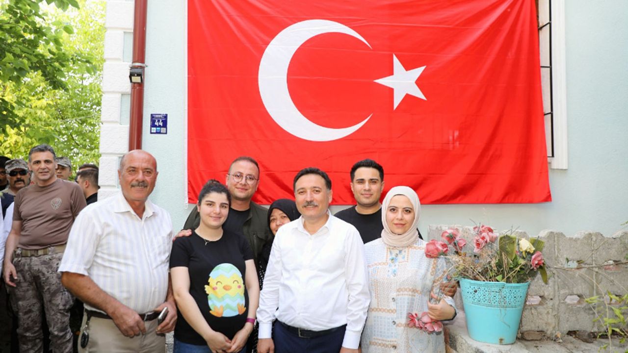 Vali Çiçek'ten O İlçeye Dikkat Çeken Ziyaret!