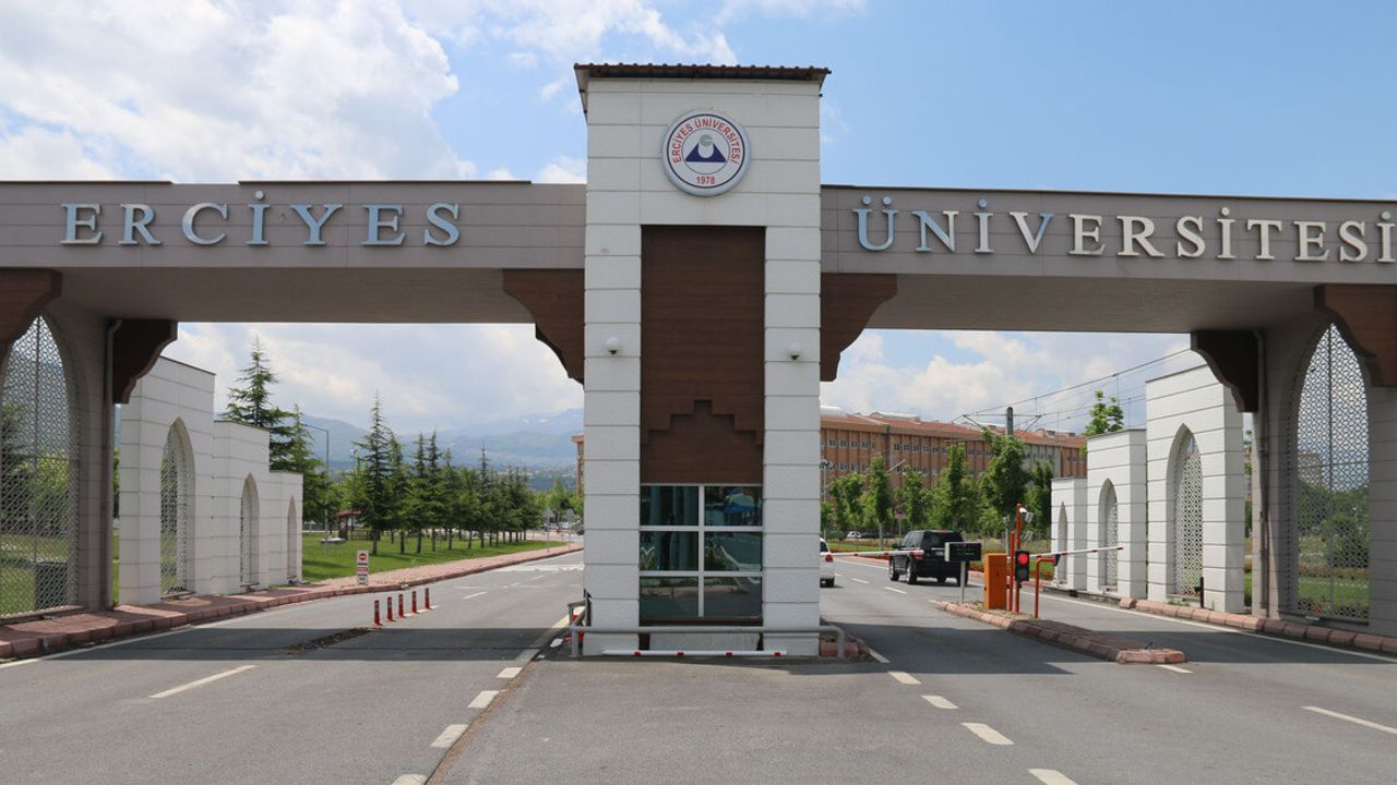 Erciyes Üniversitesi Duyurdu: O Tarihlere Dikkat!