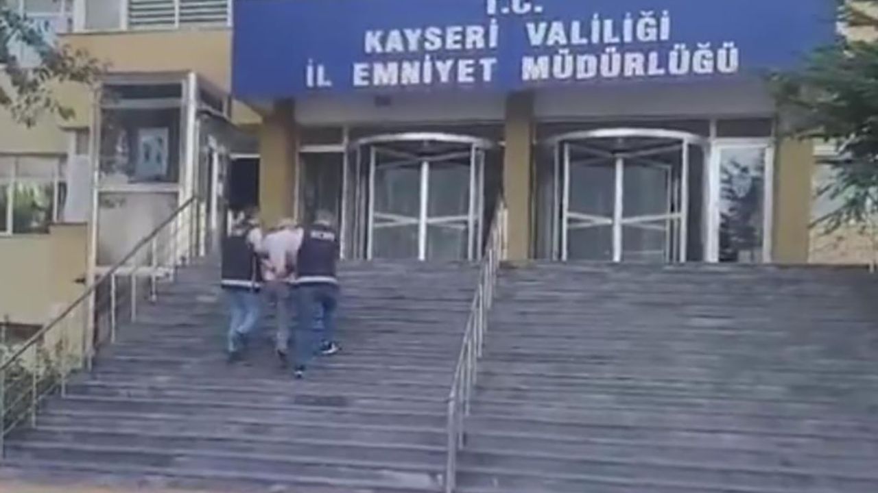 FETÖ'nün 'Sivas Bölgesi Mahrem Sorumlusu' Kayseri'de Yakayı Ele Verdi!