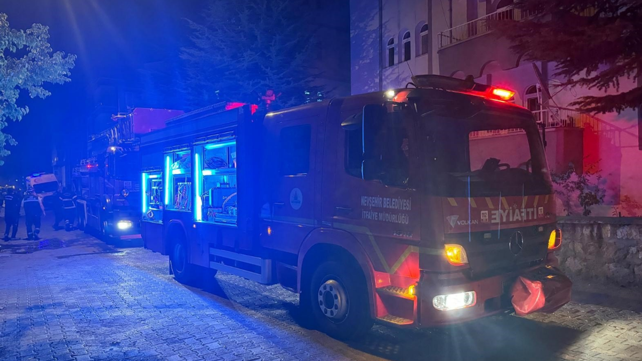 Nevşehir'de Korkutan Yangın! Tahliye Edildi!
