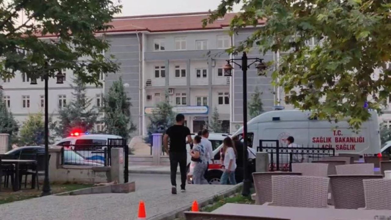İki Grup Arasında Silahlı Kavga: Yaralılar Var!