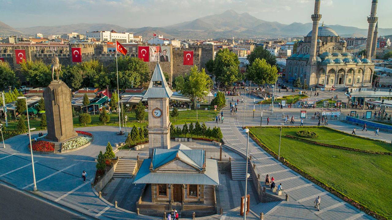 Kayseri’de Vatandaştan Yoğun İlgi! 15 Farklı Yerde Hizmet Veriyor