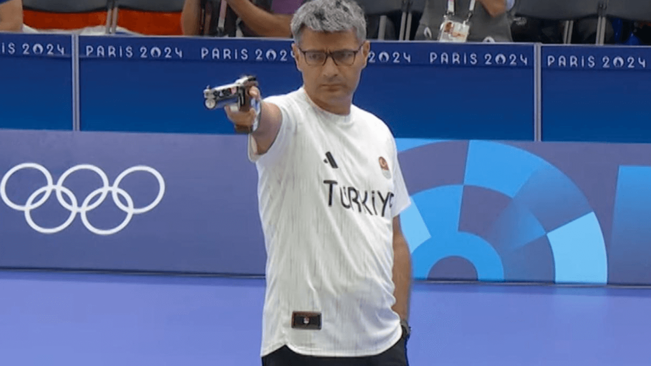 Ünlü Sporcu Annesini Paylaşınca Ortalık Karıştı! Olay Yaratan Yorumlar!