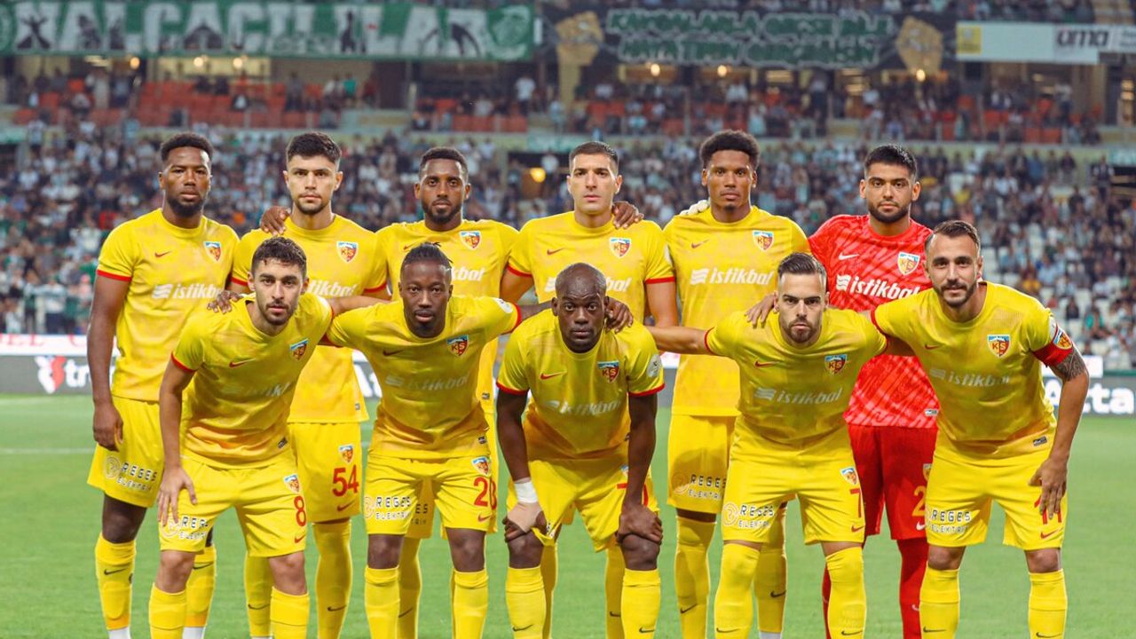 Kayserispor Konyaspor Maçının İlk Yarısı Sona Erdi