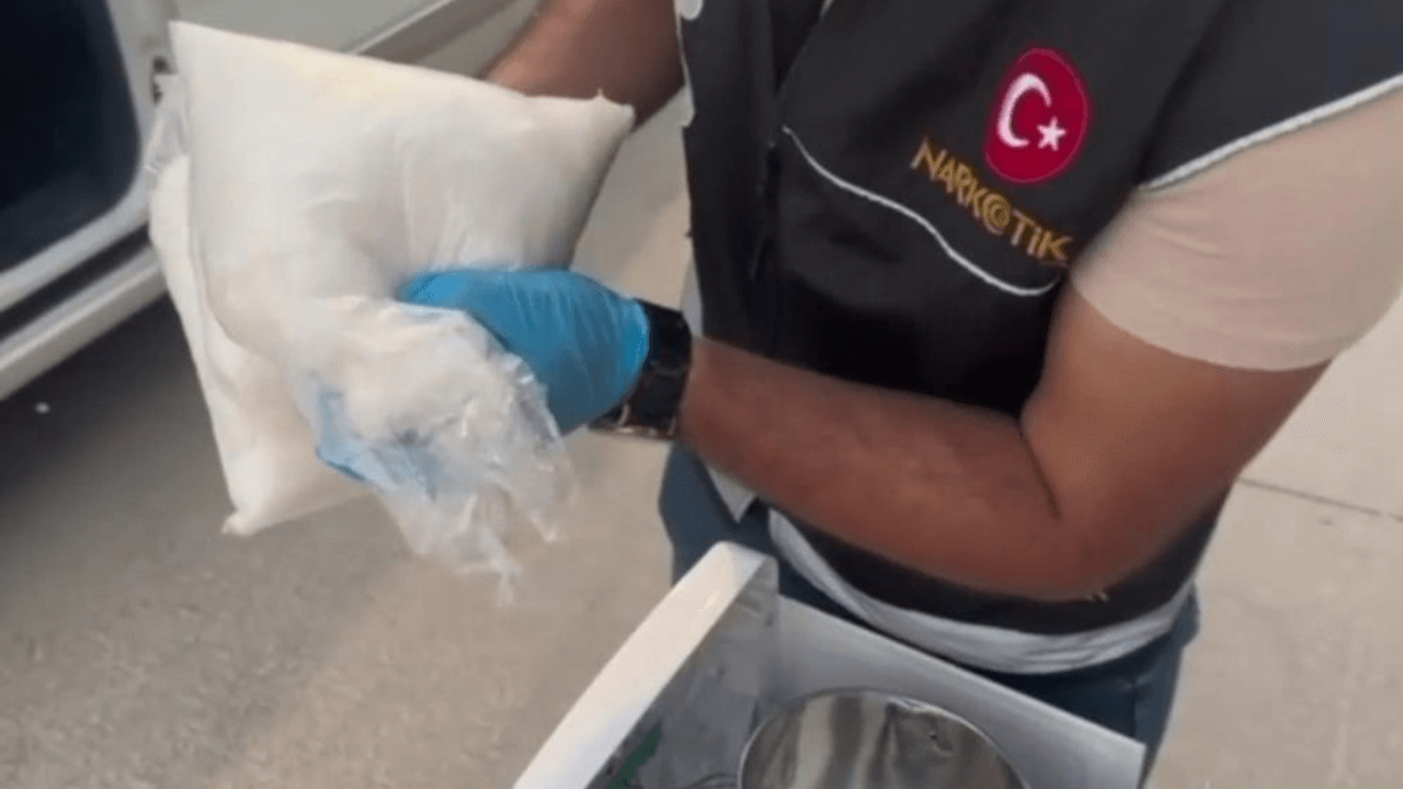 Su Sebilinde Zulalanmış 4 Kilo Uyuşturucu Ele Geçirildi!