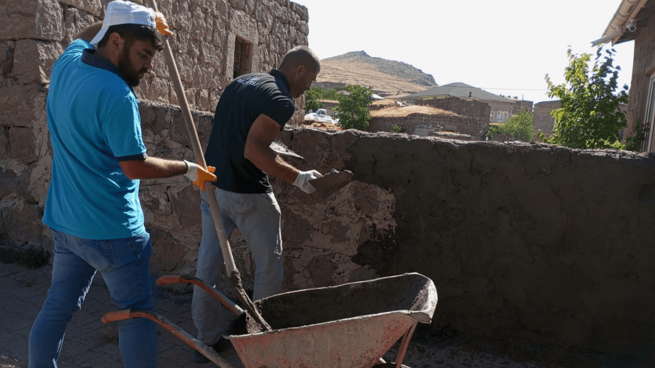 Kayseri’de O Belediye Sorunları Kökten Çözüyor!