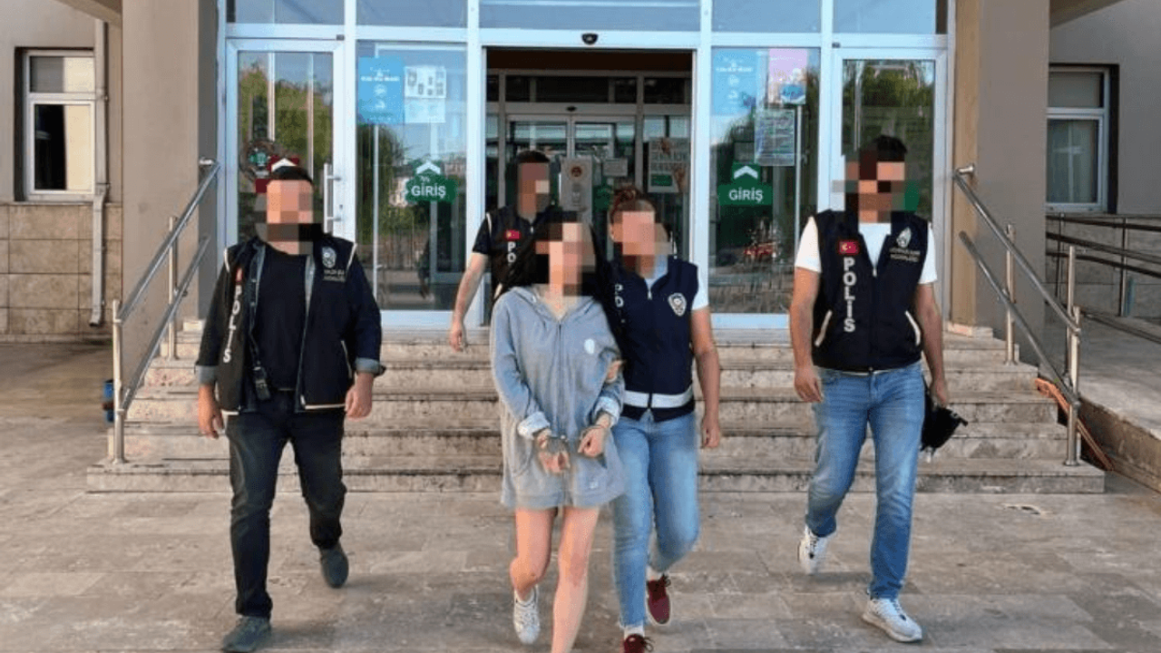 Peygamber Efendimize Hakaret Eden Kadından Torbacı İtirafı!