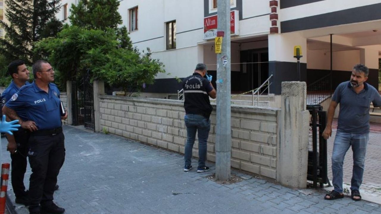 Kayseri'de Esrarengiz Olay! Bir Saat Arayla 2 Kadın Yüksekten Düşerek Ağır Yaralandı