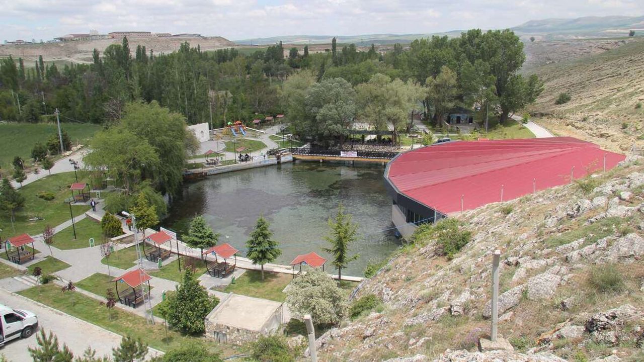 Menü Fiyatı İle Merak Uyandıran O Tesise Bakın Nasıl Bir Konsept Geliyor!