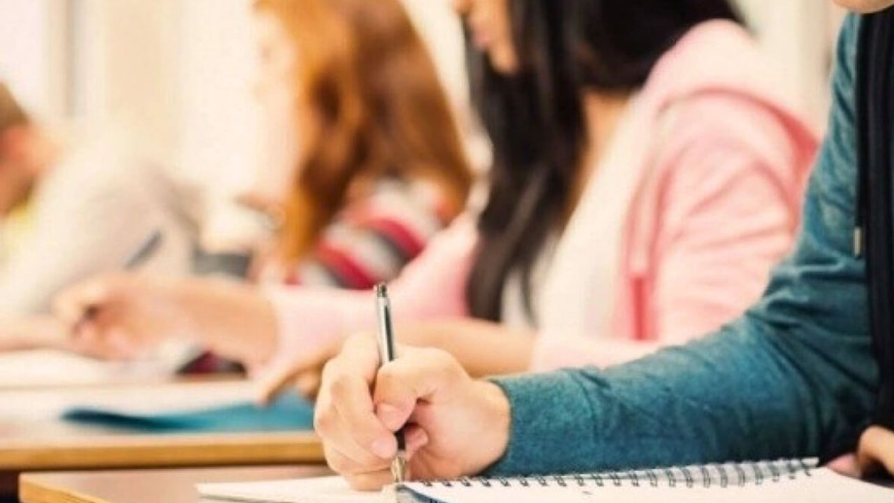 Öğretmenlerin Ek Ders Ücretine Şaşırtan Zam! Bakın Ne Kadar Arttı
