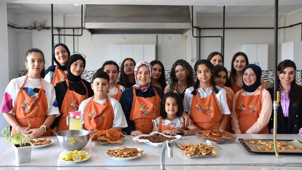 Pasta Yapmanın Püf  Noktalarını Tek Tek Anlattı!