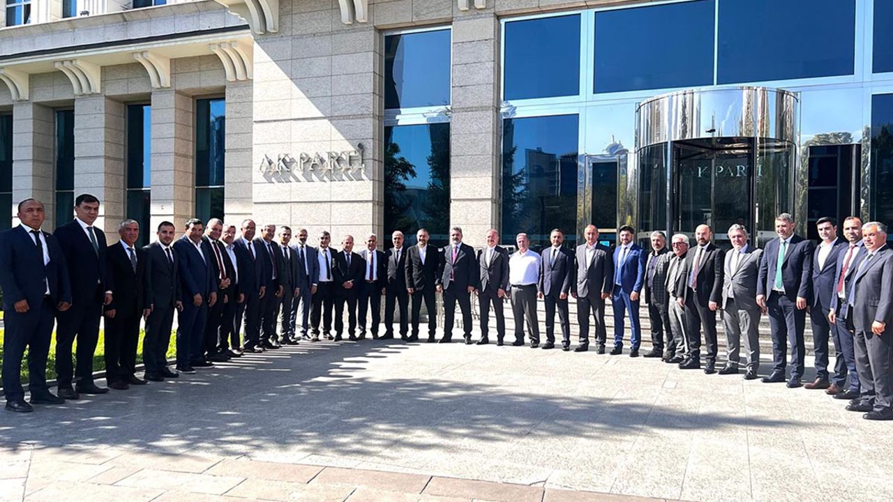 Ak Parti Kayseri'de Değişim Rüzgarı! Yeni Başkanlar Boy Gösterdi