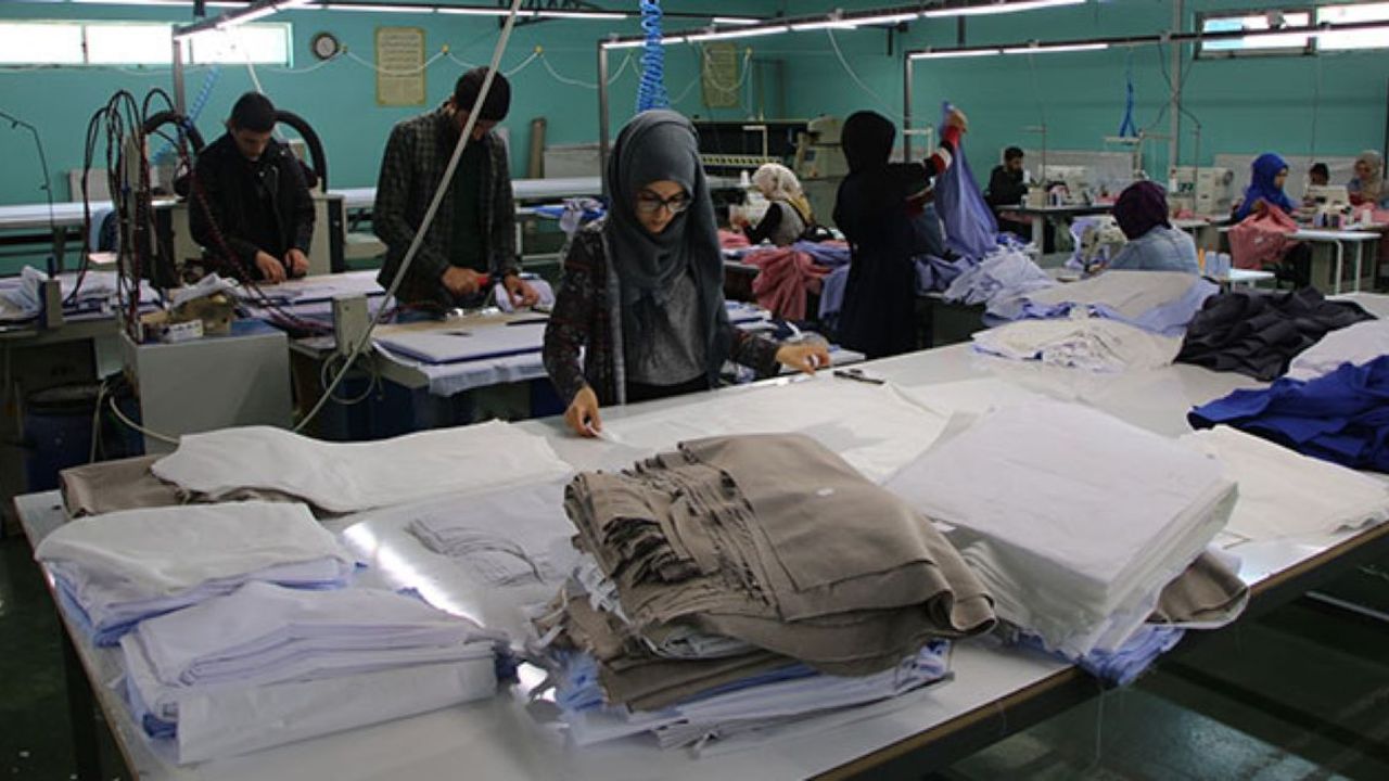AKP’li İsim ‘Bu Konuda Çalışmalar Var’ Diyerek Açıkladı: Emeklilik Yaşı 70’e mi Çıkıyor?