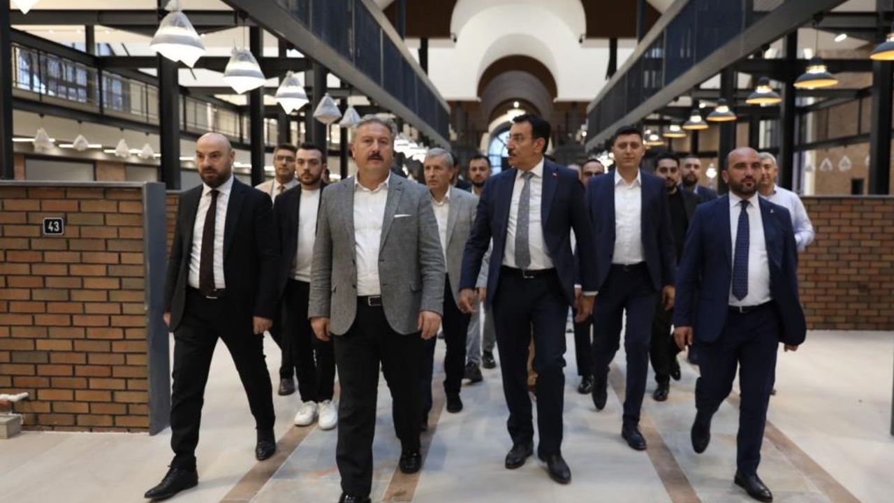 Eski Bakan Tüfenkci'den Melikgazi'nin Projelerine Övgü Dolu Sözler!