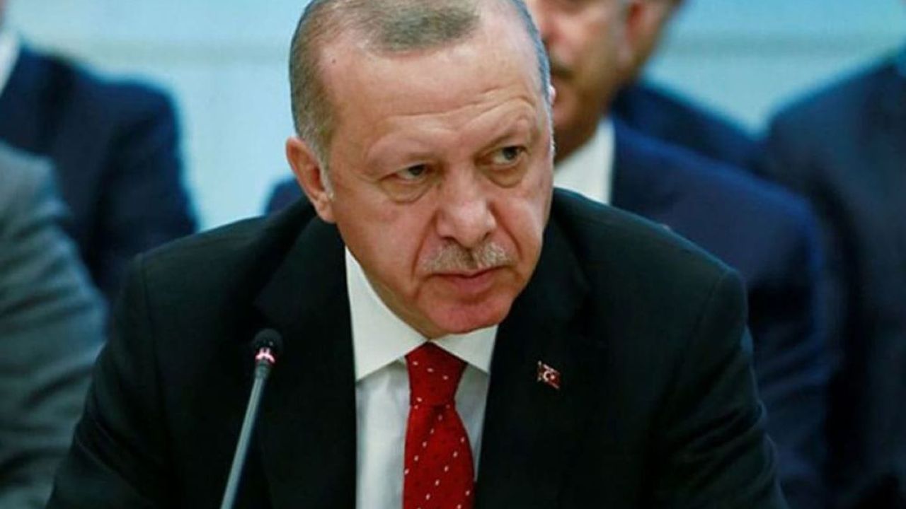 Cumhurbaşkanından Teğmenlere Sert Açıklama: Kılıçları Kime Çekiyorsunuz?