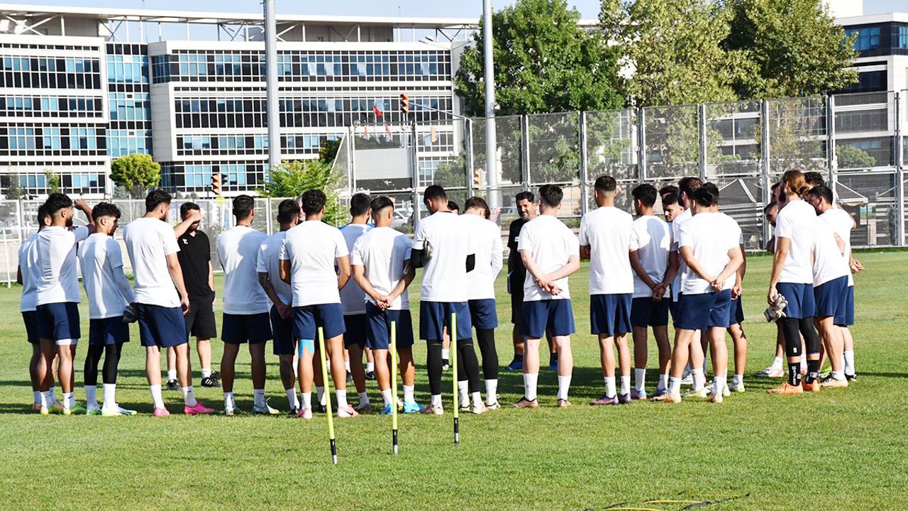 Erciyes 38 FK’ya Sürpriz Ziyaret!