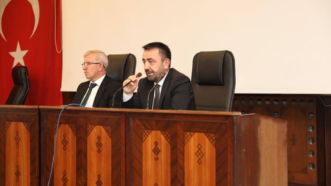 Kayseri Müftüsü: Disiplinsiz kurum başarıya ulaşamaz