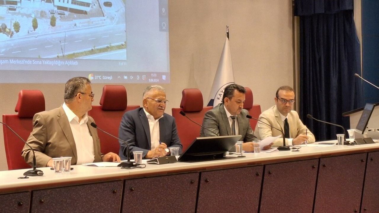 Kayseri’de Belediyelere 1 Milyarlık Ek Bütçe!