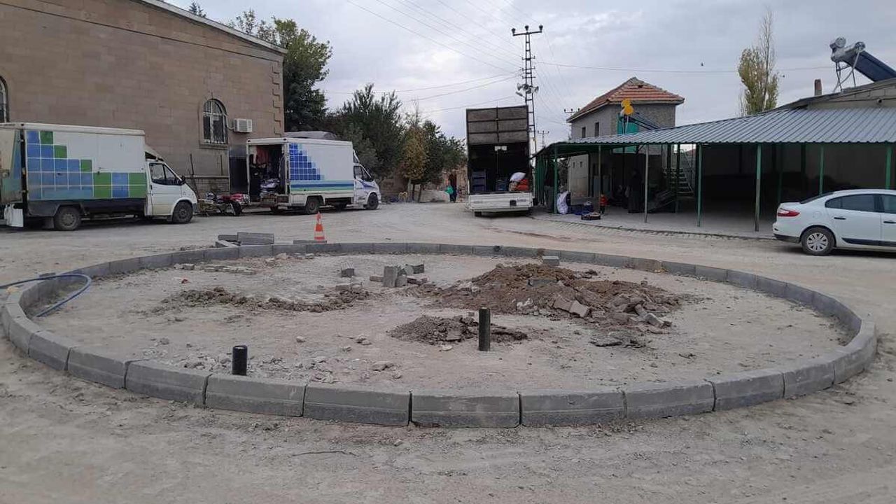 Kayseri’de Meydanlar Yenileniyor