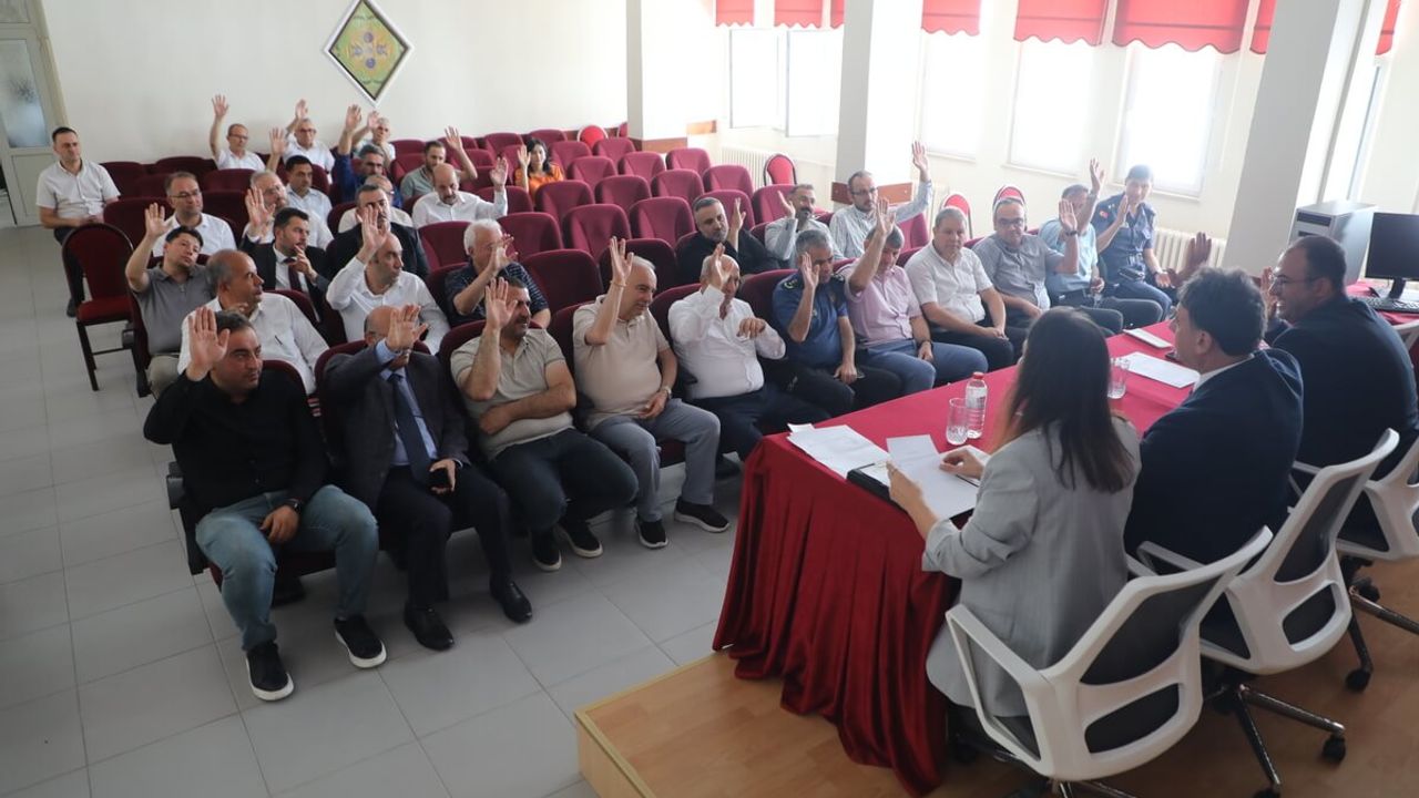 Kayseri’de Yeni Başkan Oy Birliği İle Seçildi!