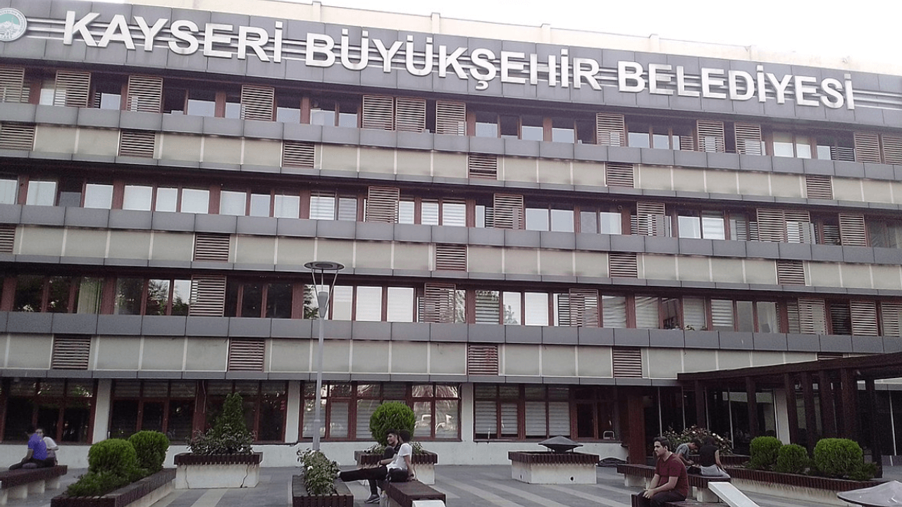 Kayseri Büyükşehir Belediyesi'nde Önemli Görev Değişiklikleri!