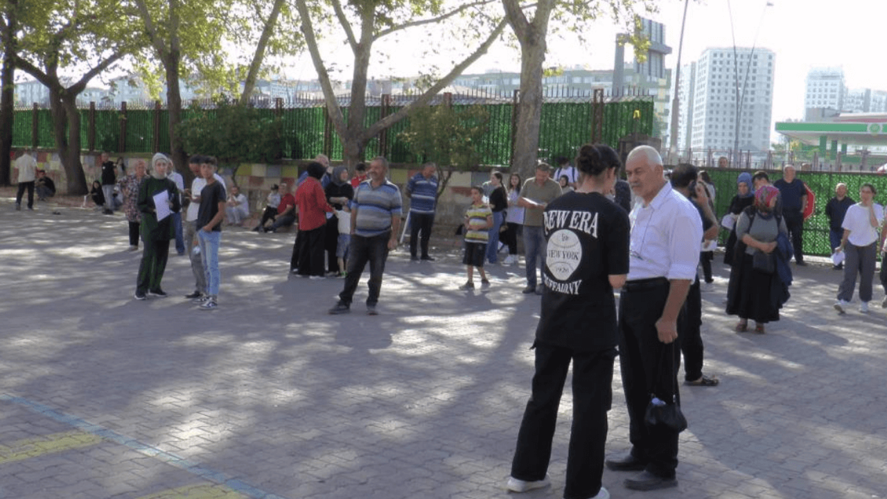 Kayseri’de Heyecanlı Maraton Başladı! Sınava Koştular!