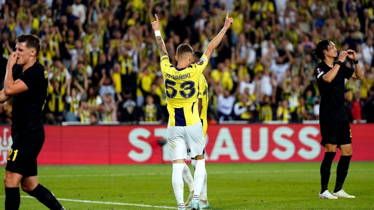 Fenerbahçe İlk Maçında 3 Puana Uzandı!