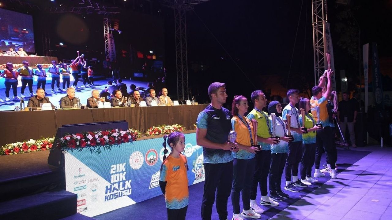 Sporcular Koramaz Vadisi'ne! Uluslararası Kayseri Yarı Maratonu'na Az Kaldı!