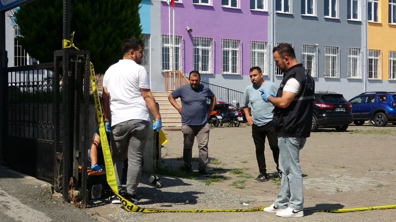 Küçük Kız Arabayla Çiğnendi! Böyle Dikkatsizlik Olamaz!