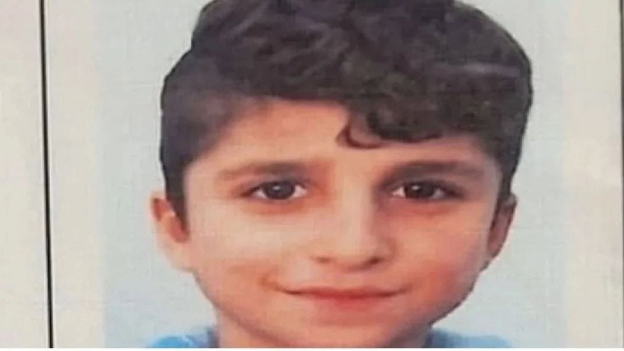 Parkta Oynayan 15 Yaşındaki Suriyeli Çocuğu, 12 Kurşunla Öldürdüler!