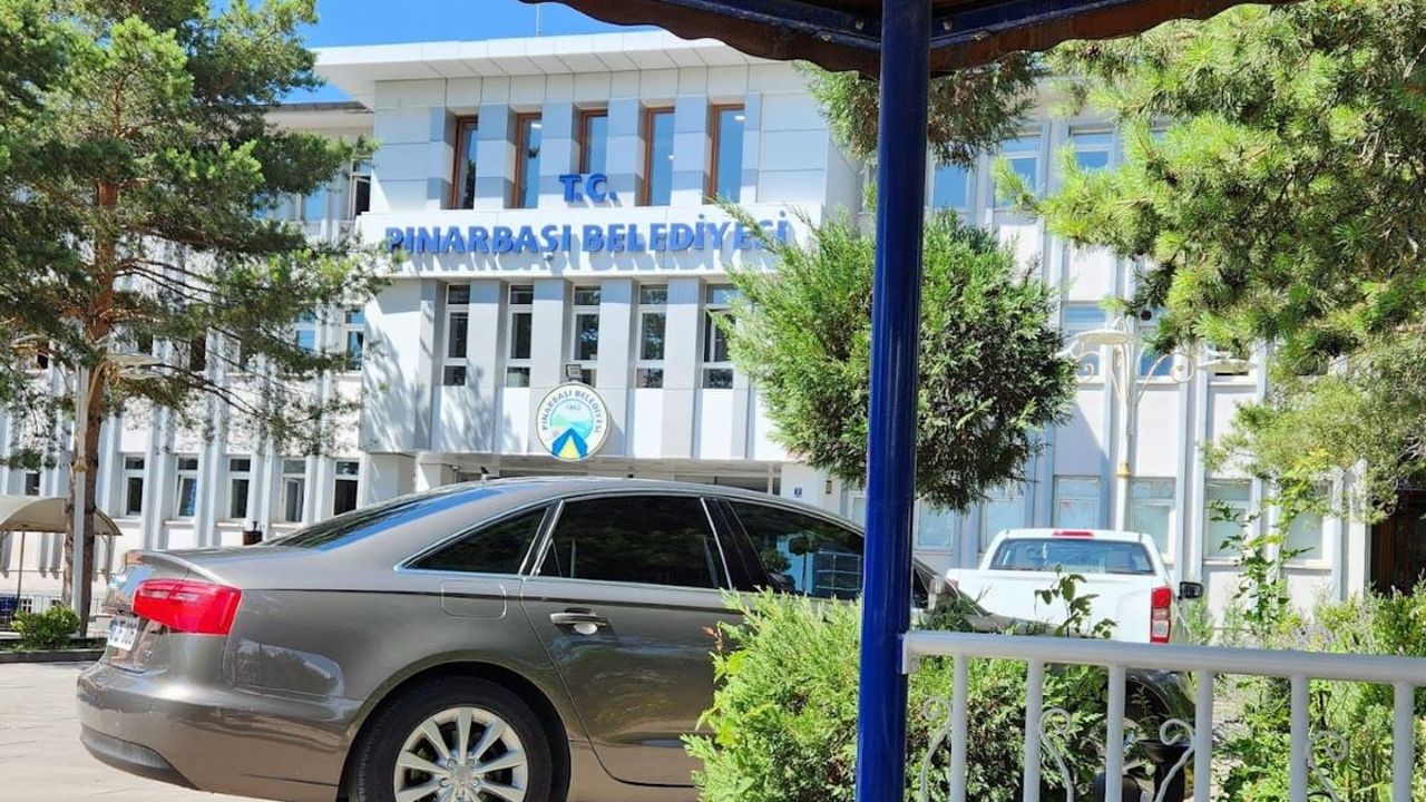 Pınarbaşı Belediyesi Hakkında Şok İddia: Suç Duyurusunda Bulunacaklar!