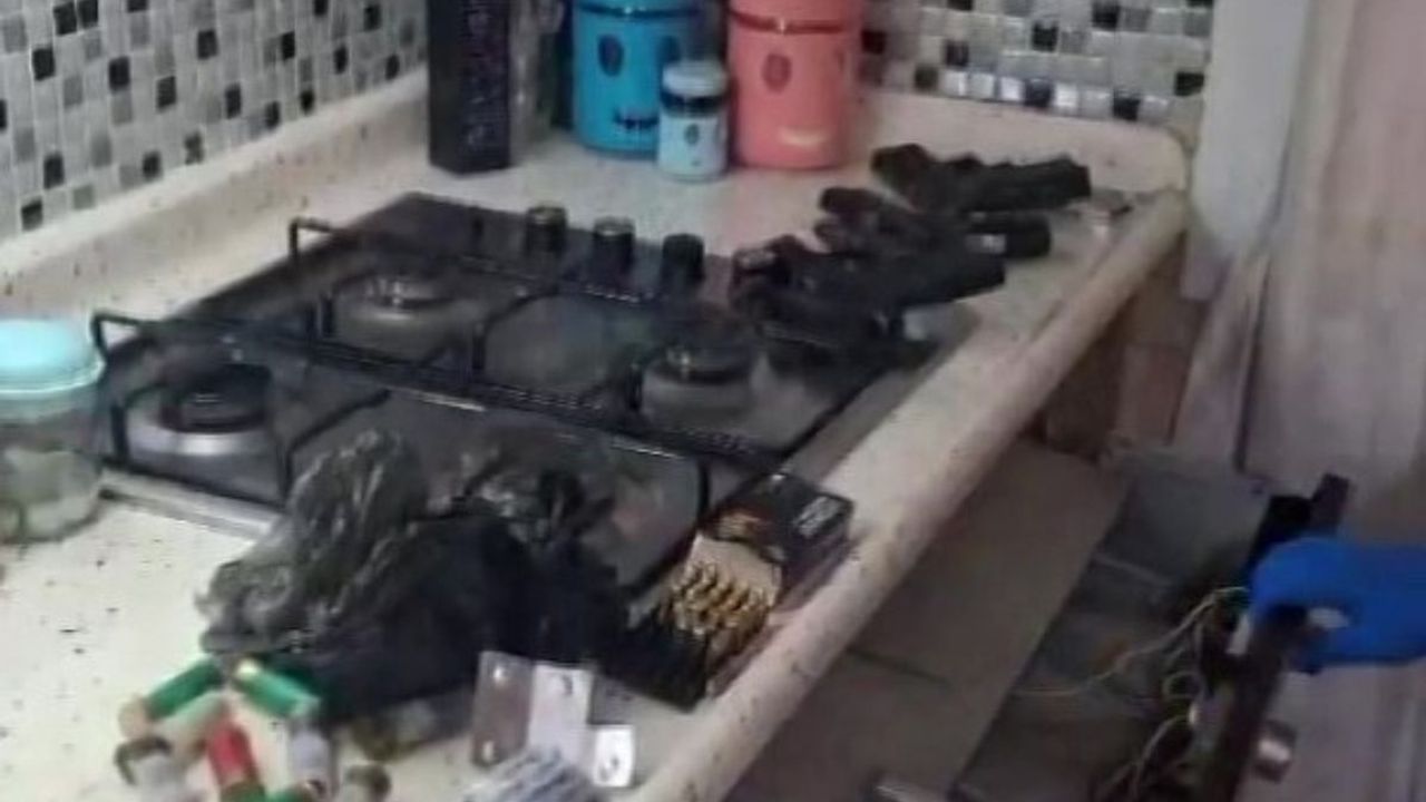 Ankastre Fırının İçinden Kek Değil Bakın Neler Çıktı!