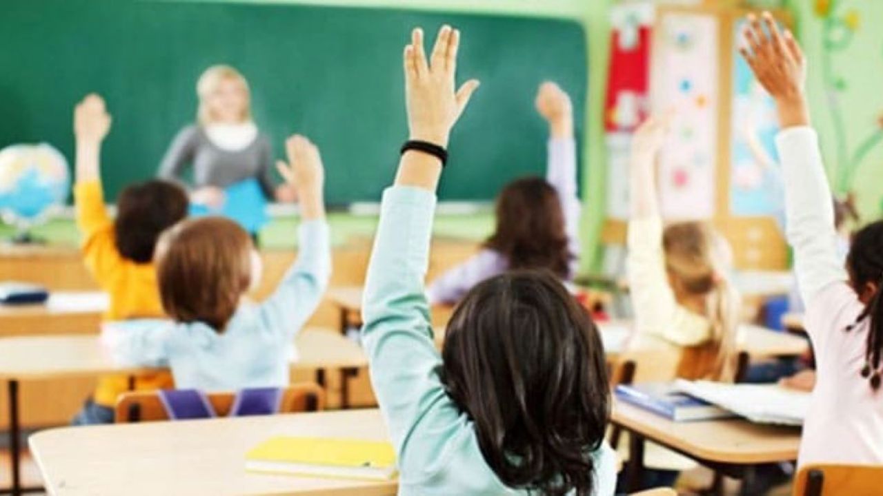 Sınıf Tekrarı ve Devamsızlıklar Artıyor! Kayserili Vekilden Bakan’a Soru Önergesi