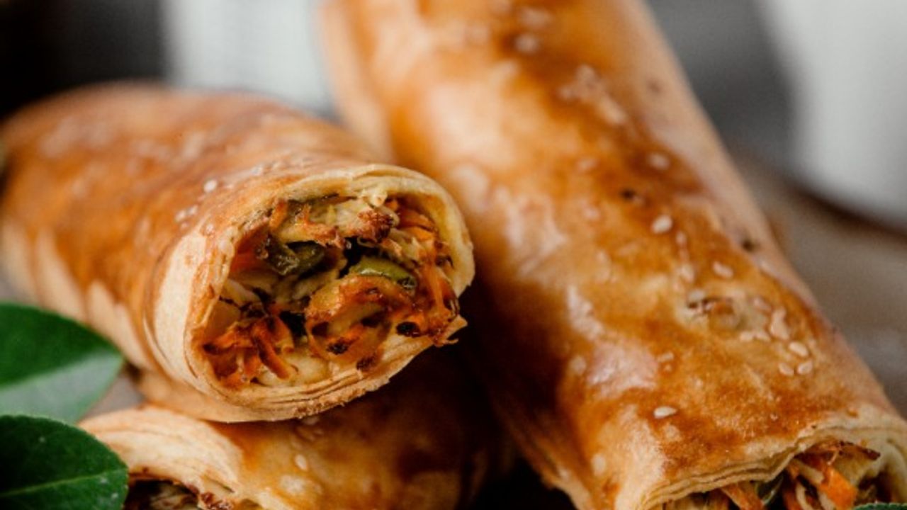 Mantı Tadında Tavuklu Börek Tarifi! Tadına Doyamayacaksınız