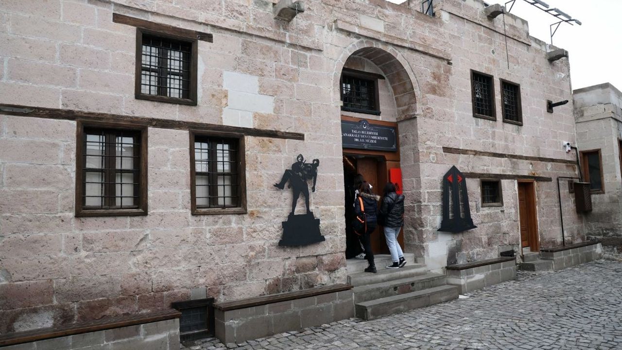 Kayseri'de Ücretsiz Gezilen O Müze Ziyaretçi Akınına Uğruyor!