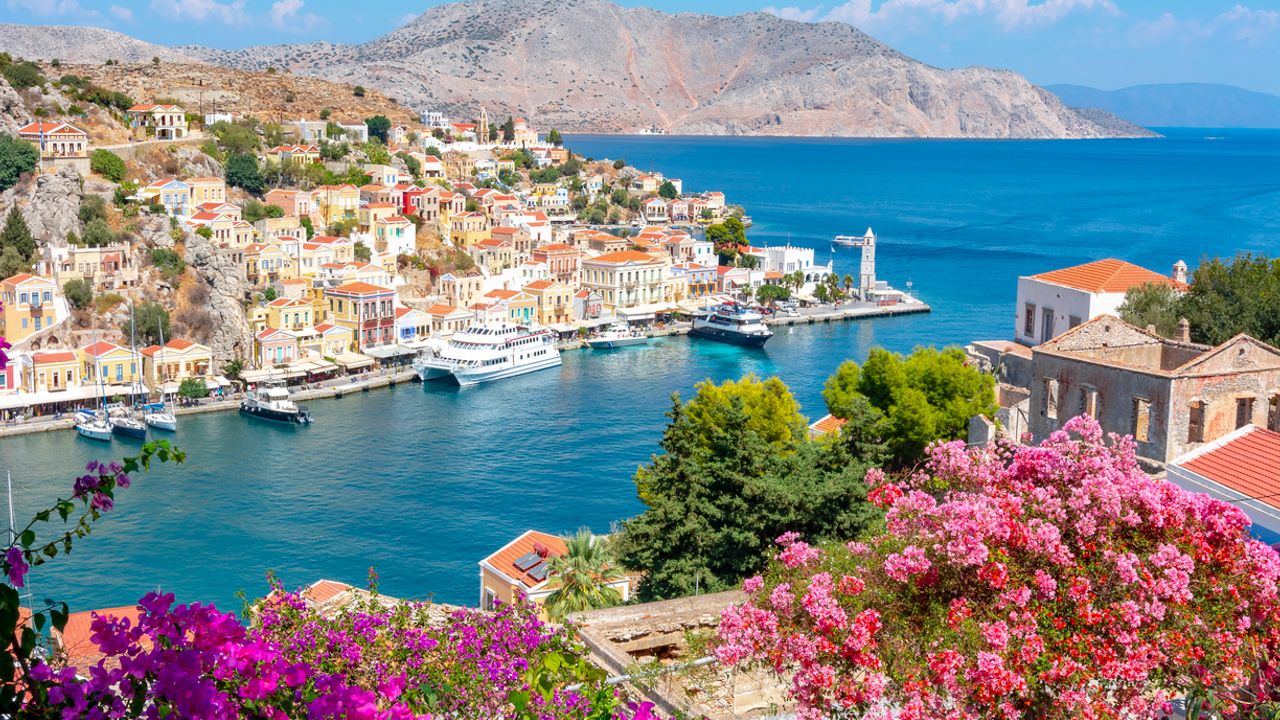 Turistlerin Ucuz Sevinci Hüsran Oluyor! Altın Vize Değişiyor